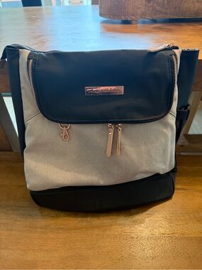 Petunia Pickle Bottom Diaper Bag